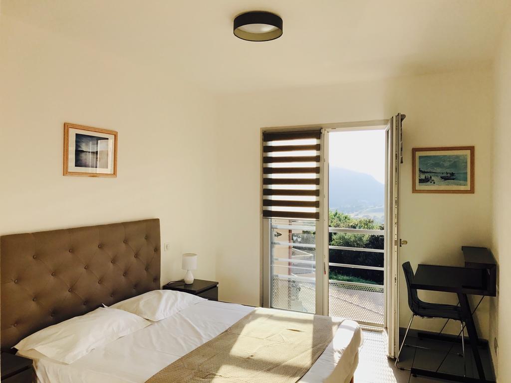 Casale A Figa Bianca Apartment Patrimonio Bagian luar foto